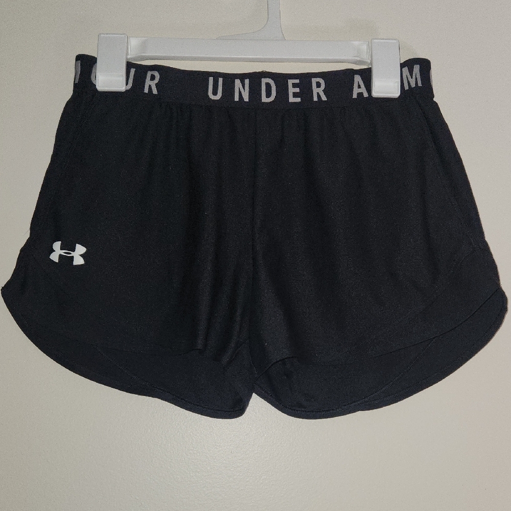 Under Armour Junior's Loose Athletic Black Shorts